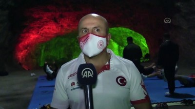 boksor - Boks Milli Takımı'nın tuz mağarasındaki antrenmanları devam ediyor - ÇANKIRI Videosu