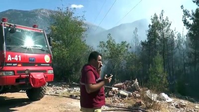 polis merkezi - Denizli'de çıkan yangında 1 hektar ormanlık alan zarar gördü Videosu