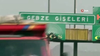  Kocaeli’de yolcu otobüsünde 14 düzensiz göçmen yakalandı: 2 gözaltı