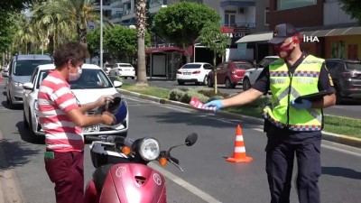  Alanya'da kurallara uymayan sürücülere ceza yağdı