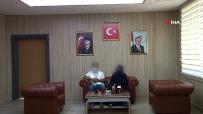  Şırnak'ta güvenlik güçlerine teslim olan terörist Mardin'de ailesiyle buluştu