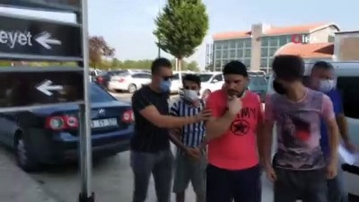 polis araci -  Yabancı uyruklu 3 kişiye para ve cep telefonu gasbından gözaltı Videosu