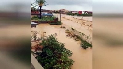 tarim iscisi -  - Tunus'ta sel felaketi: 1 ölü Videosu