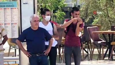 polis merkezi -  Antalya'da şüpheli çantadan kıyafet çıktı Videosu