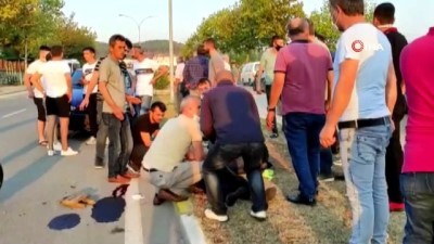 yasli adam -  Otomobilin çarptığı motosiklet sürücüsü yaralandı Videosu