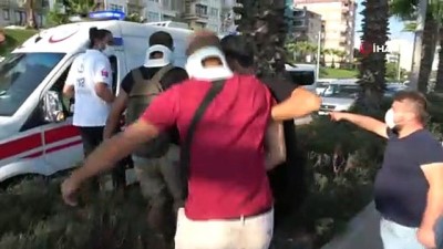 polis -  Samsun'da dolmuş ile otomobil çarpıştı: 12 yaralı Videosu