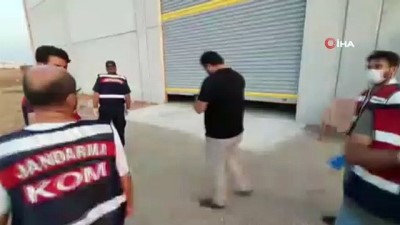 votka -  İzmir’de iki ayrı depoya sahte içki operasyonu Videosu