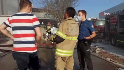  İzmir'de tekstil fabrikasında yangın