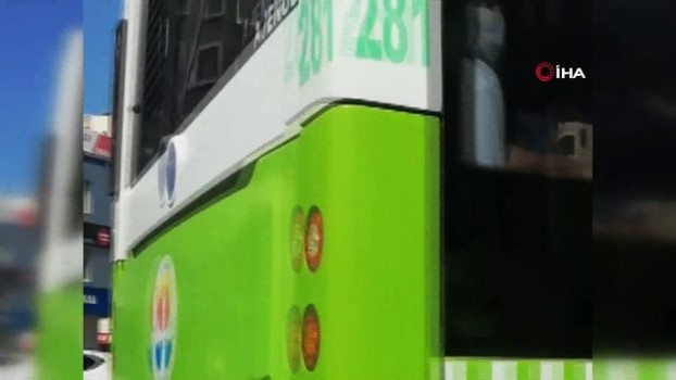 Adana Da Belediye Otobusunde Ayakta Yolculuk Kamerada