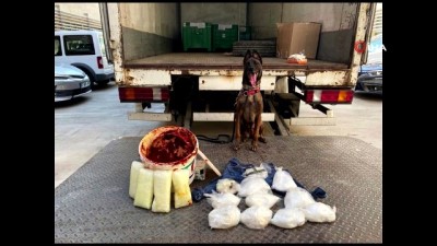  Mersin’den Antalya’ya salça kovasında uyuşturucu sevkiyatı