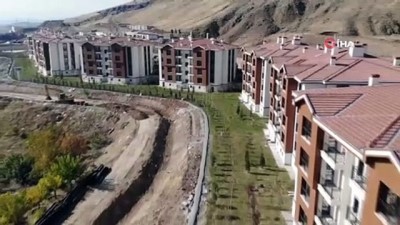 fedakarlik -  Deprem sonrası yapılan konutlar 100 bin kişiye sıcak yuva olacak Videosu