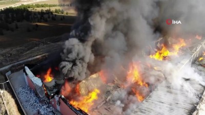  Şanlıurfa'da lojistik deposunda yangın