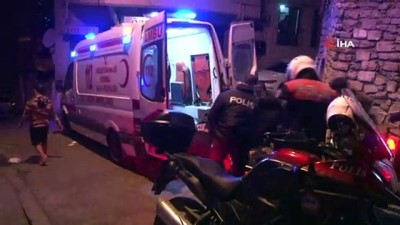 silahli kavga -  - Beyoğlu’nda silahlı kavga: 2 yaralı Videosu