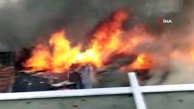 yangina mudahale -  Fatih’te iki metruk bina alev alev yandı Videosu