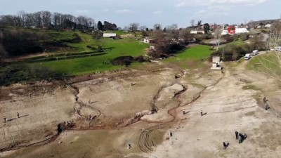 yagmurlu -  Hafta sonu etkili olan sağanak yağmur İstanbul’a 8 günlük su kazandırdı Videosu