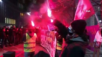 hukumet -  - İtalya’da öğrenciler uzaktan eğitim kararını protesto etti Videosu