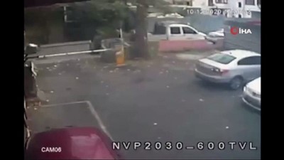 insaat iscileri -  Kadıköy’de park halindeki kamyonetten karot makinesinin çalınması kamerada Videosu