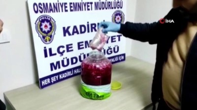 yolcu minibusu -  - Turşu bidonundan uyuşturucu çıktı
- Osmaniye'de turşunun içine saklanan uyuşturucu polisin gözünden kaçmadı Videosu