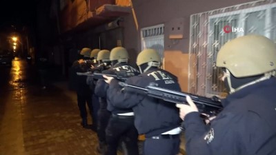 ozel tim -  Adana’da DEAŞ operasyonu: 6 gözaltı kararı Videosu