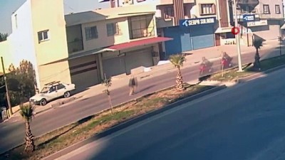 yasli adam -  Dehşete düşüren görüntüler kamerada... Kısıtlamada polisten kaçarken yaşlı adamı böyle çarpıp öldürdü Videosu