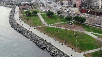 efes -  Kısıtlamanın ardından sahilde hafta sonu manzarası Videosu