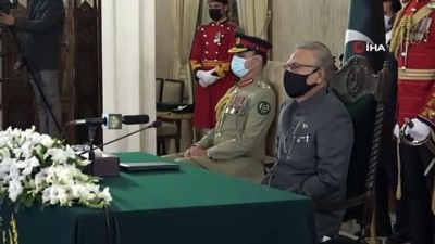 islamabad -  - Bakan Çavuşoğlu’na Pakistan Cumhurbaşkanı Alvi’den “hilal-e Pakistan” Nişanı Videosu