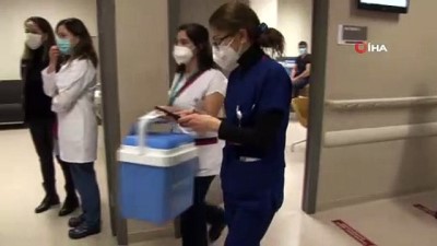 saglik calisani -  Adana’da ilk aşılar vurulmaya başlandı Videosu