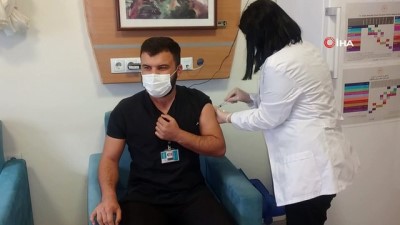 borat -  Çukurca’da ilk korona virüs aşısı yapıldı Videosu