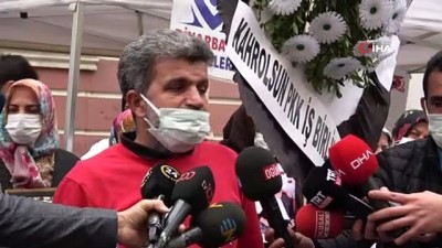  HDP il binası önündeki evlat nöbeti 500'üncü gününde devam ediyor