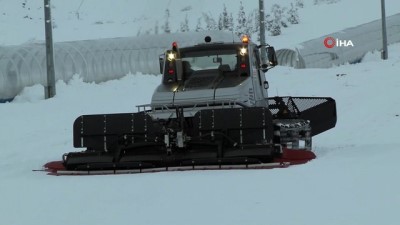 yapay kar -  Yıldız Kayak Merkezi sezona hazırlanıyor Videosu