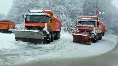  Bolu Dağı’nda kar yağışı devam ediyor