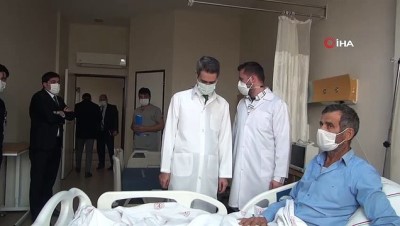 prostat kanseri -  İl Sağlık Müdürü ameliyata girdi, Şırnak'ta ilk kez prostat kanseri ameliyatı yapıldı Videosu