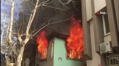  Metruk bina alev alev yandı