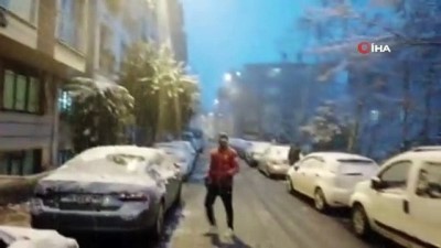  Alibeyköy’de vatandaşlar karın tadını çıkardı