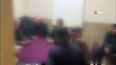 harekete gec -  Beyoğlu’nda derneğe kumar baskını: 23 kişiye cezai işlem uygulandı Videosu