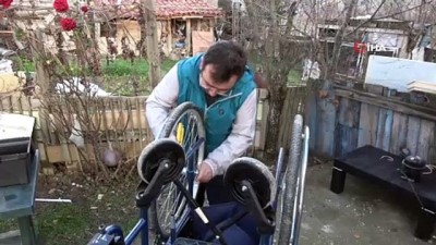  Hurda durumundaki tekerlekli sandalyeleri, yeni hayatlarla buluşturuyor