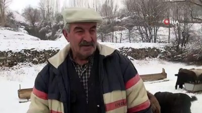 kar yiginlari -  Ahlat’ta kar yağışı: 16 köy yolu ulaşıma kapandı Videosu