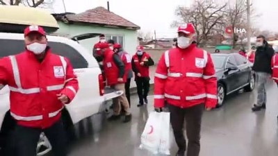  Vali dar gelirli ailelere kavurma dağıttı