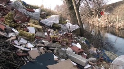 belediye baskanligi -  Para ödememek için çöplerini bu mahalleye döküyorlar Videosu