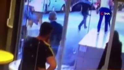 gerekceli karar -  Savcının oğlunun Bakırköy’de vatandaşların üzerine aracını sürdüğü davada gerekçeli karar açıklandı Videosu