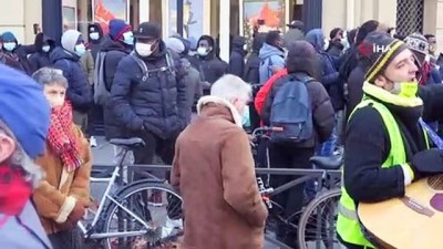 secim sureci -  - Fransa'da evsizler ve kiracılar çözülmeyen lojman sorununu protesto etti Videosu