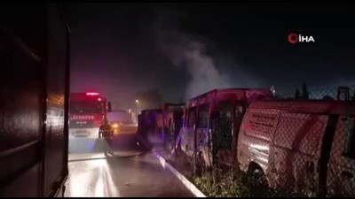 hurda arac -  Hurda minibüs alevlere teslim oldu Videosu