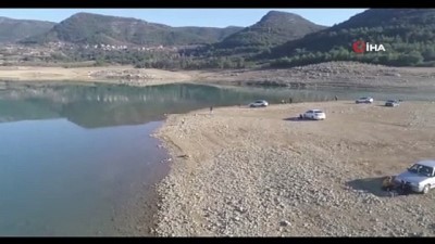  Kozan Barajı'nda ürküten kuraklık manzarası