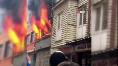 yangina mudahale -  Fatih’te apartman dairesinde yangın: Mahsur kalanlar son anda kurtarıldı Videosu
