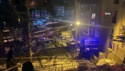 polis merkezi -  İstanbul’da feci kaza: Otomobil yokuş aşağıya uçtu Videosu