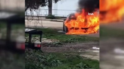  Park halindeki lüks araç alev alev yandı