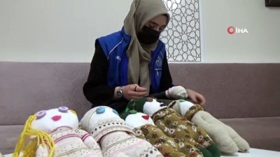  Erzincan’da gençlerden İdlib’deki çocuklara oyuncak yardımı