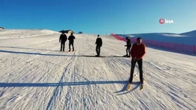  Türkiye’de bu kayak takımı eşi benzeri yok, görenleri şaşırtıyor