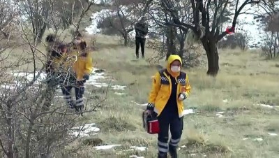 yasli kadin -  10 gündür kayıp olan Afgan kadının dağlık alanda cansız bedeni bulundu Videosu