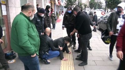  Alkollü adam polis ve bekçilere zor anlar yaşattı